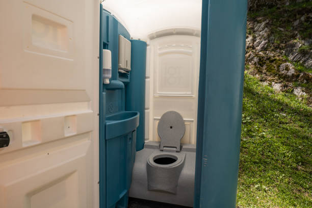 Best Event porta potty rental  in Cavalero, WA