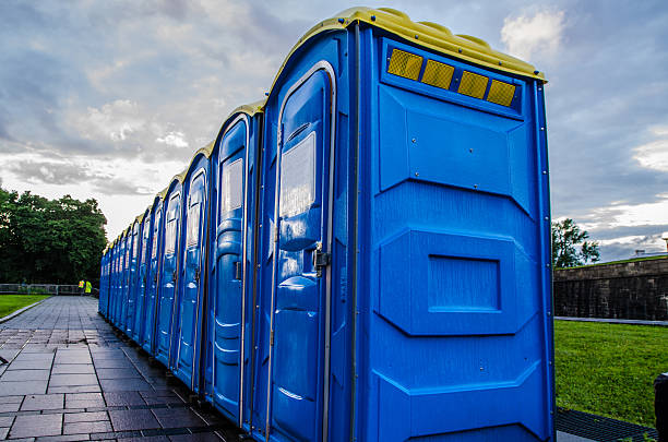 Portable Toilet Options We Offer in Cavalero, WA